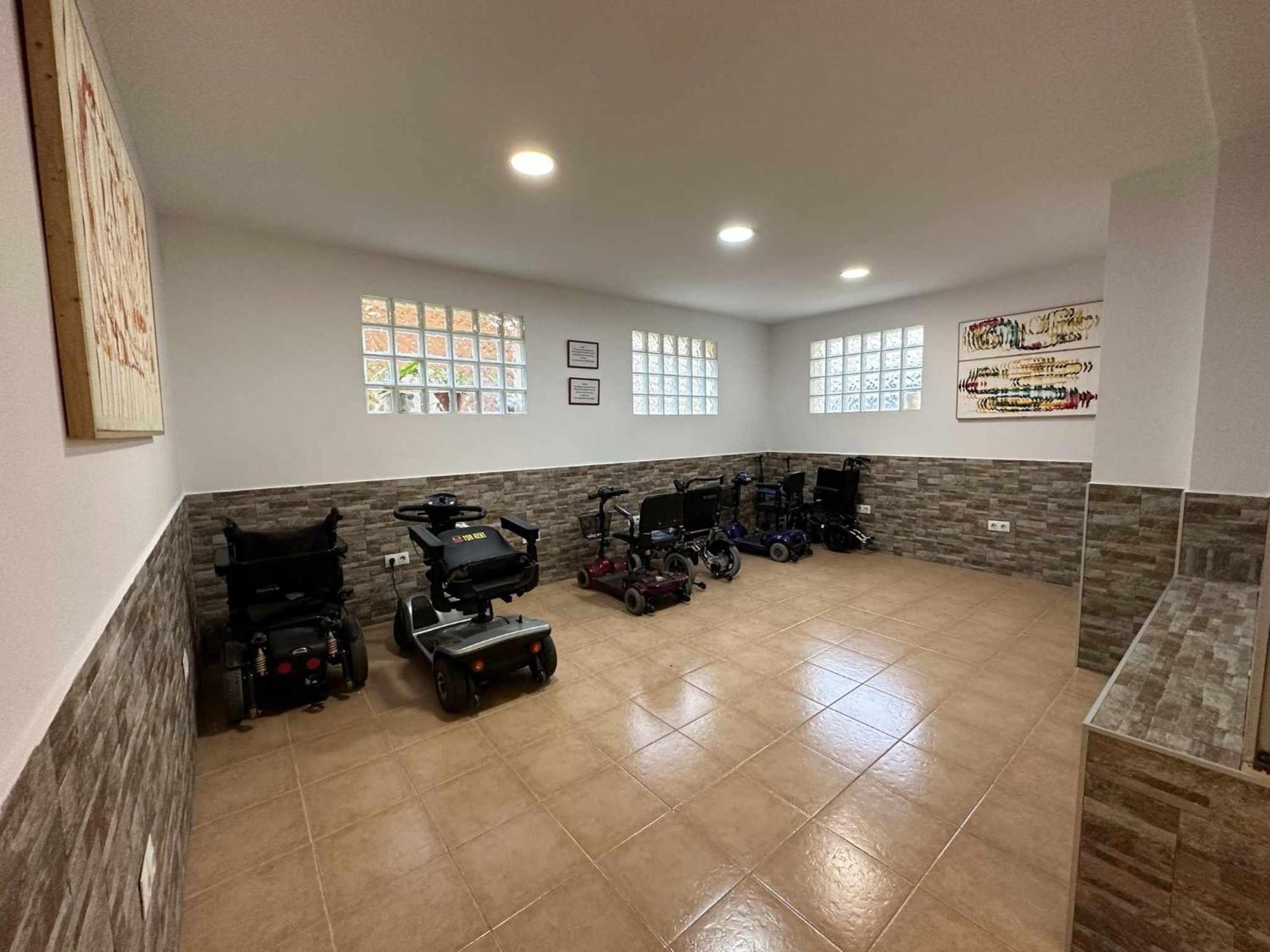 Estudio Pyr Privado Frente Al Puerto De Fuengirola Luaran gambar