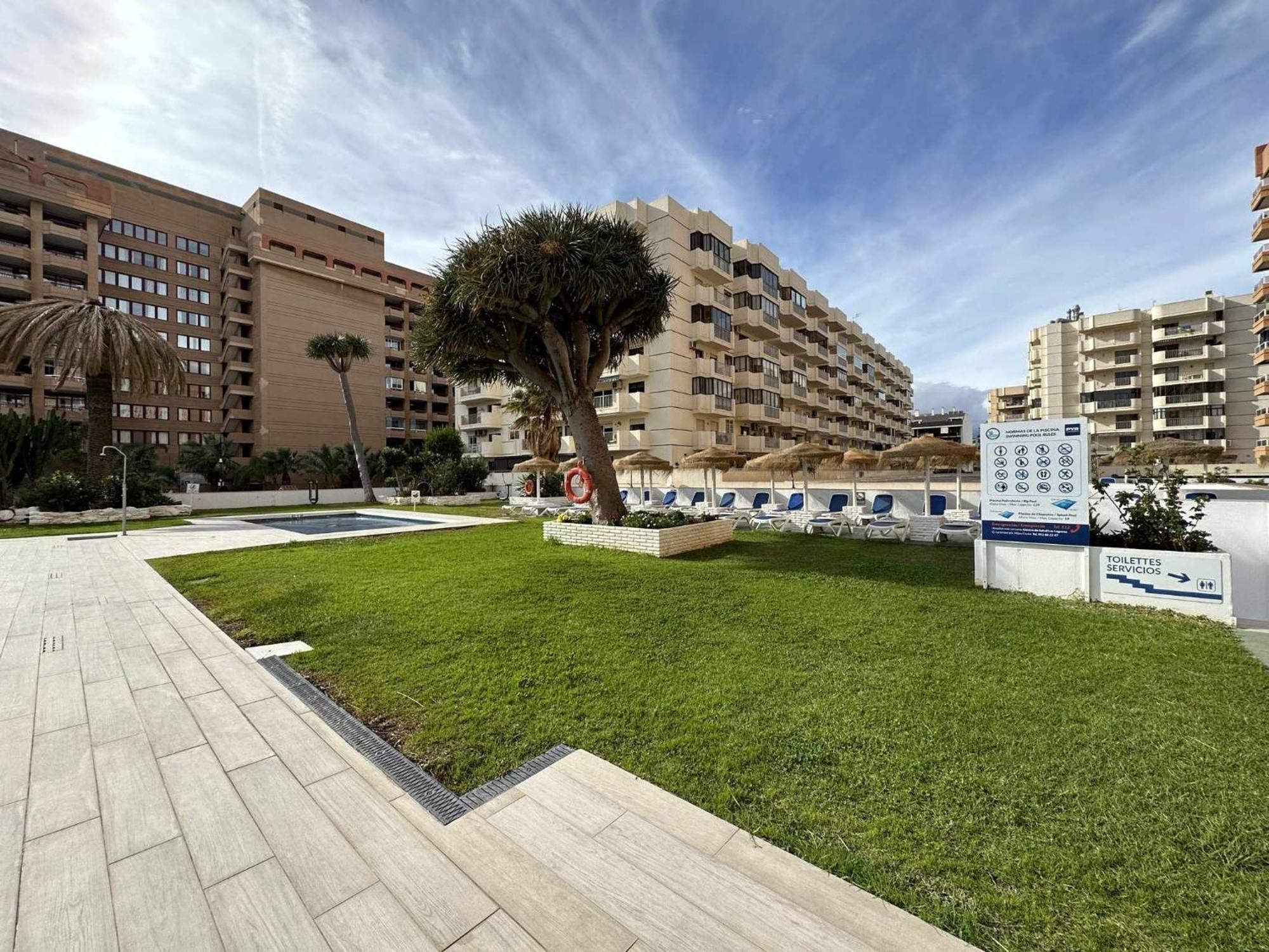 Estudio Pyr Privado Frente Al Puerto De Fuengirola Luaran gambar