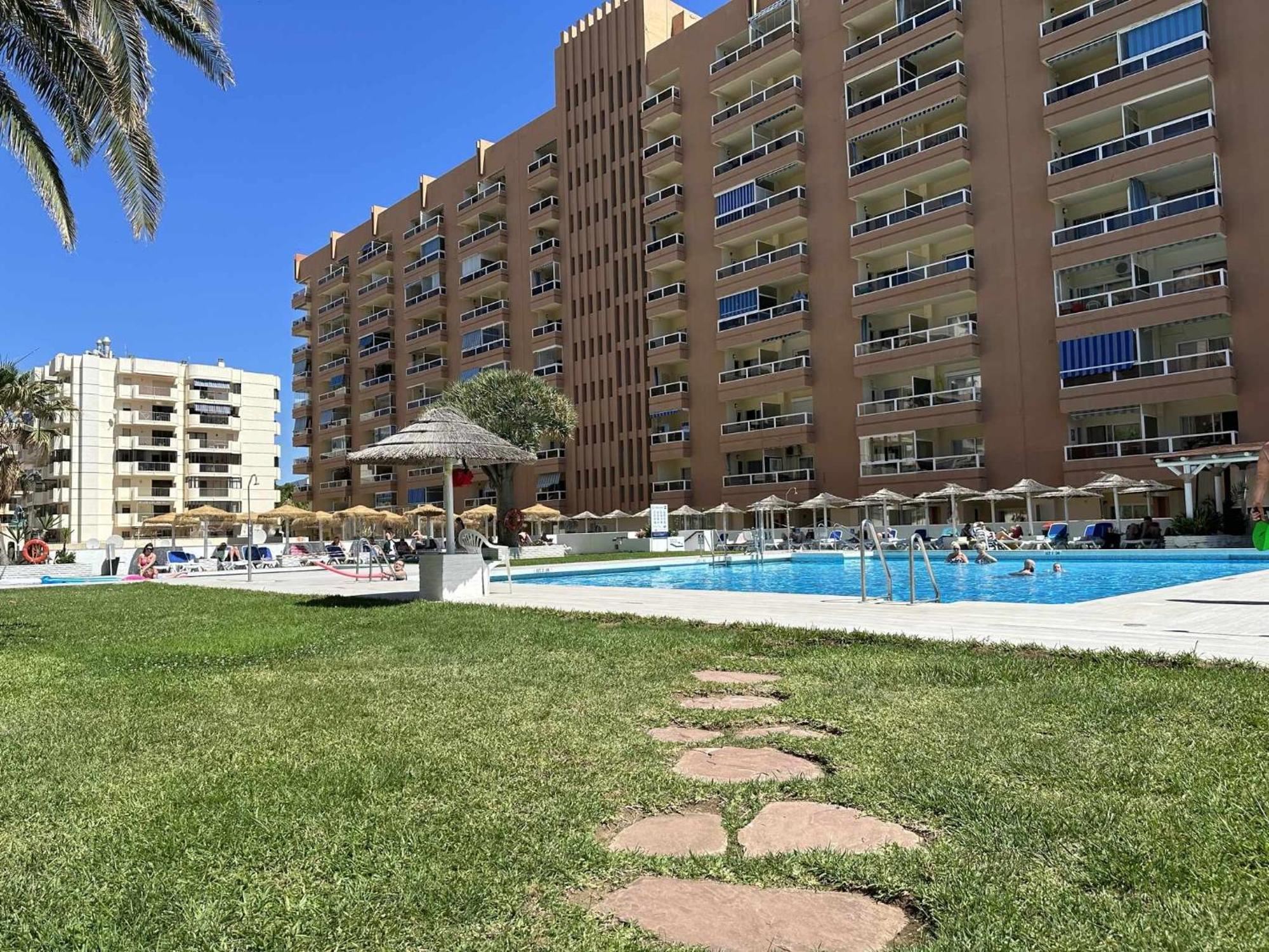 Estudio Pyr Privado Frente Al Puerto De Fuengirola Luaran gambar